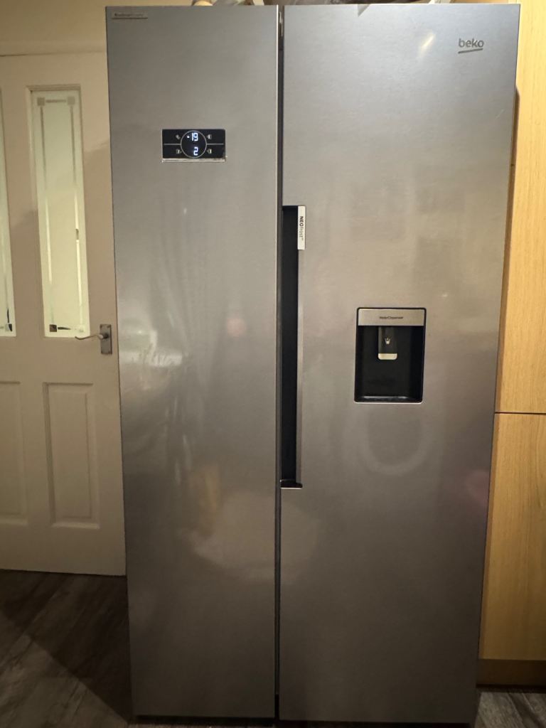 Beko side by side 576 litre