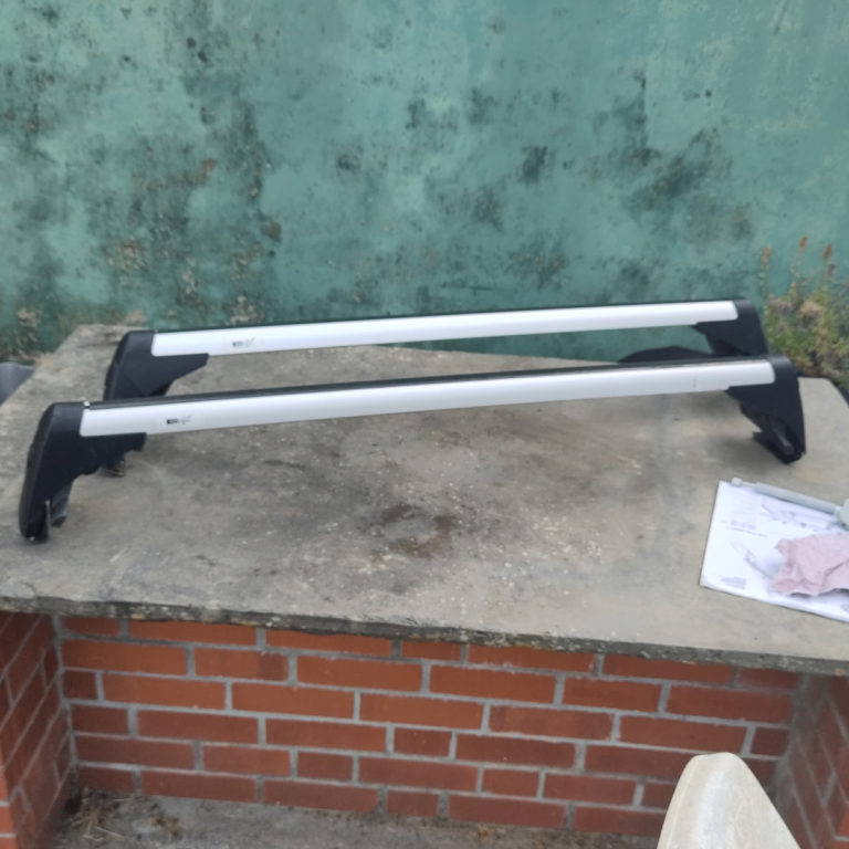 Roof Bars VW polo 2009+ Original 