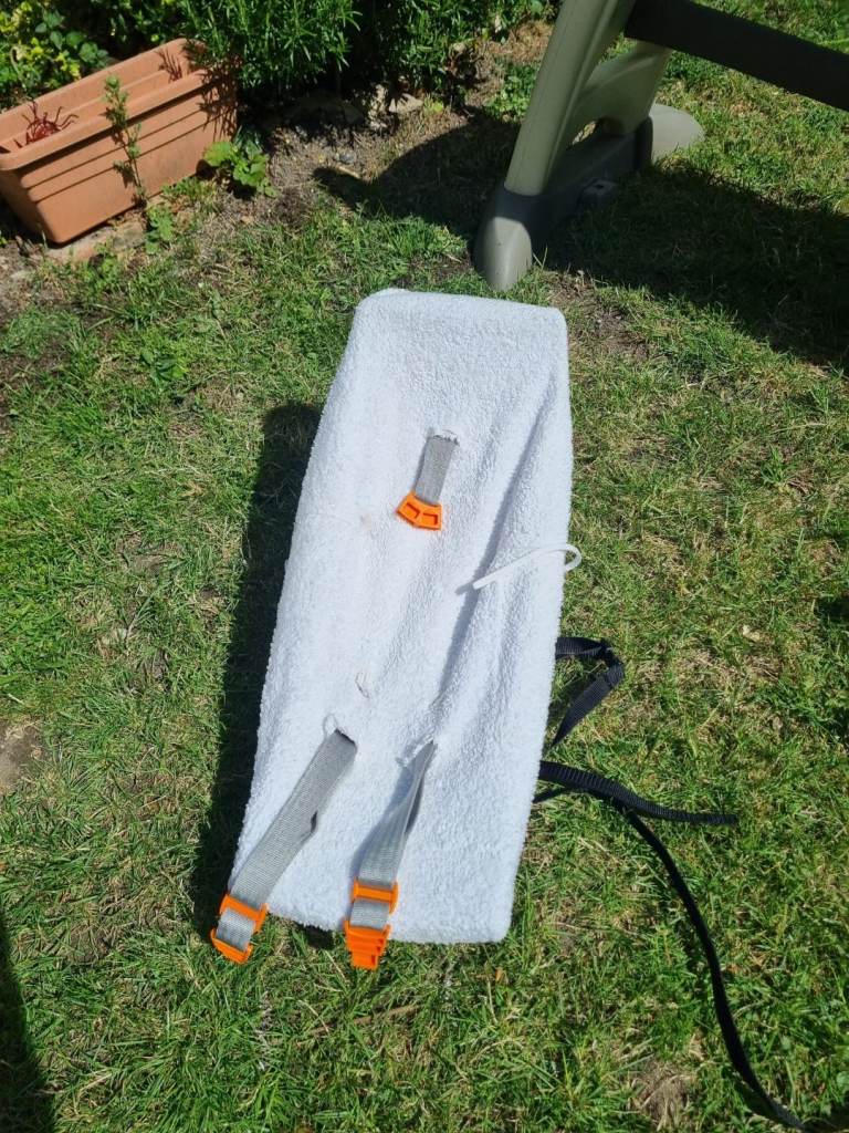 Cargo bike baby seat