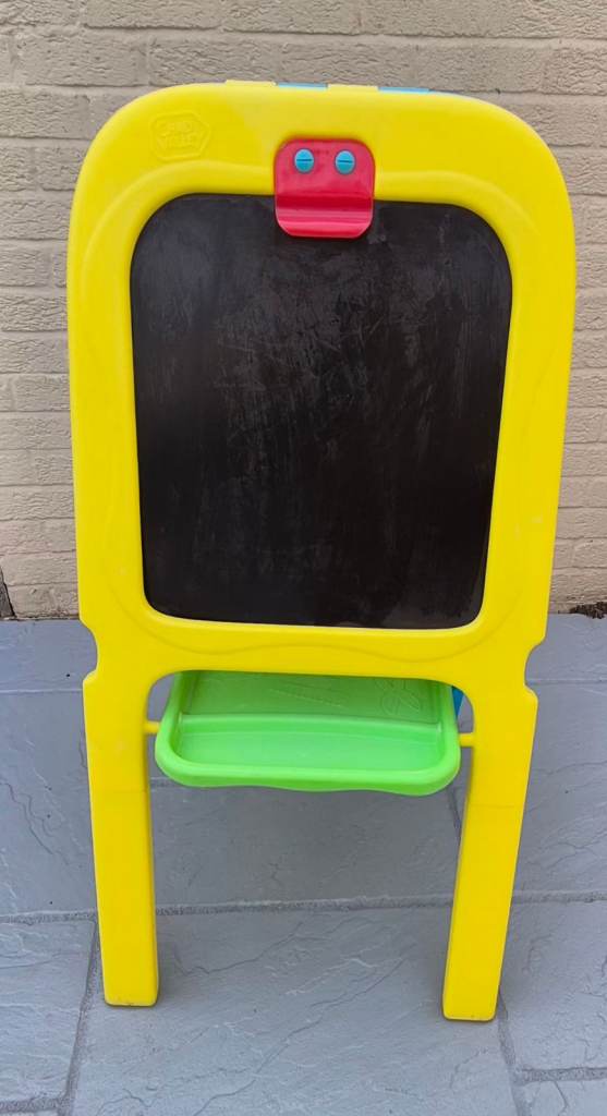 Kids Double-Sided Easel - Chalkboard & Whiteboard