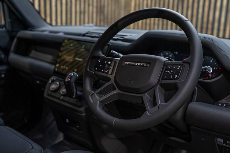  Land Rover SUV 4WD 3.0 Automatic Diesel Defender 90 Hard Top SUV Diesel Automatic