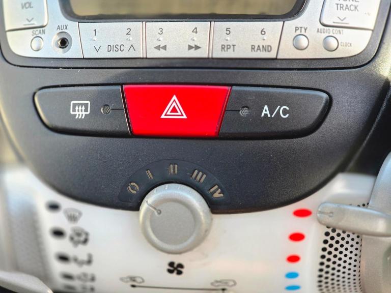 2014 Toyota AYGO 1.0 VVT-i Move MultiMode Euro 5 5dr HATCHBACK Petrol Automatic