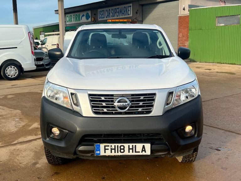 2018 Nissan Navara 2.3 dCi Visia King Pickup Extended Cab 4dr Diesel Manual 4WD Euro 6 (s/s) ( Pi...