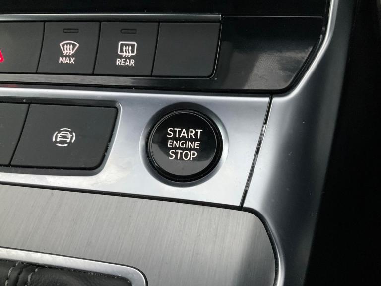 2021 Audi A6 Avant 2.0 TDI 40 S line Estate 5dr Diesel S Tronic quattro Euro 6 (s/s) (204 ps)  Es...