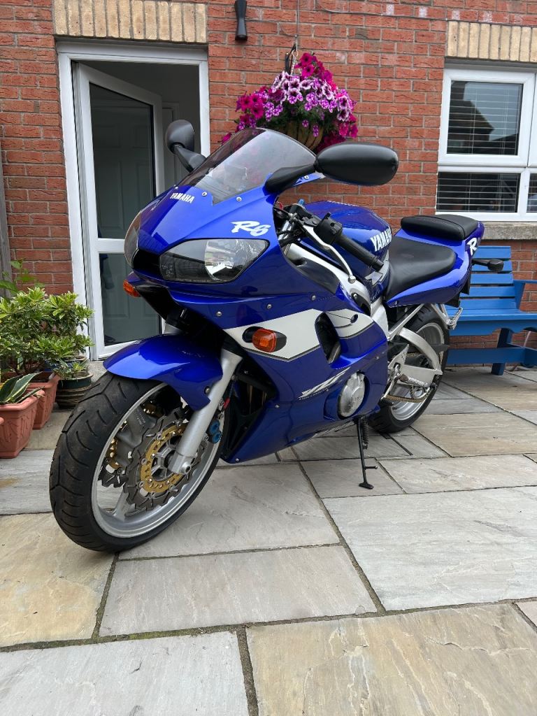 Yamaha R6 1999