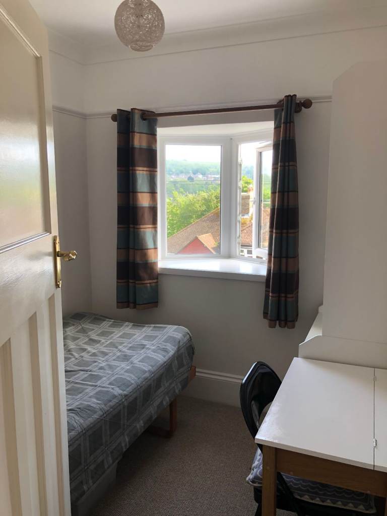 Small single room close to Stanmer Park and Sussex University, Coldean, Brighton.