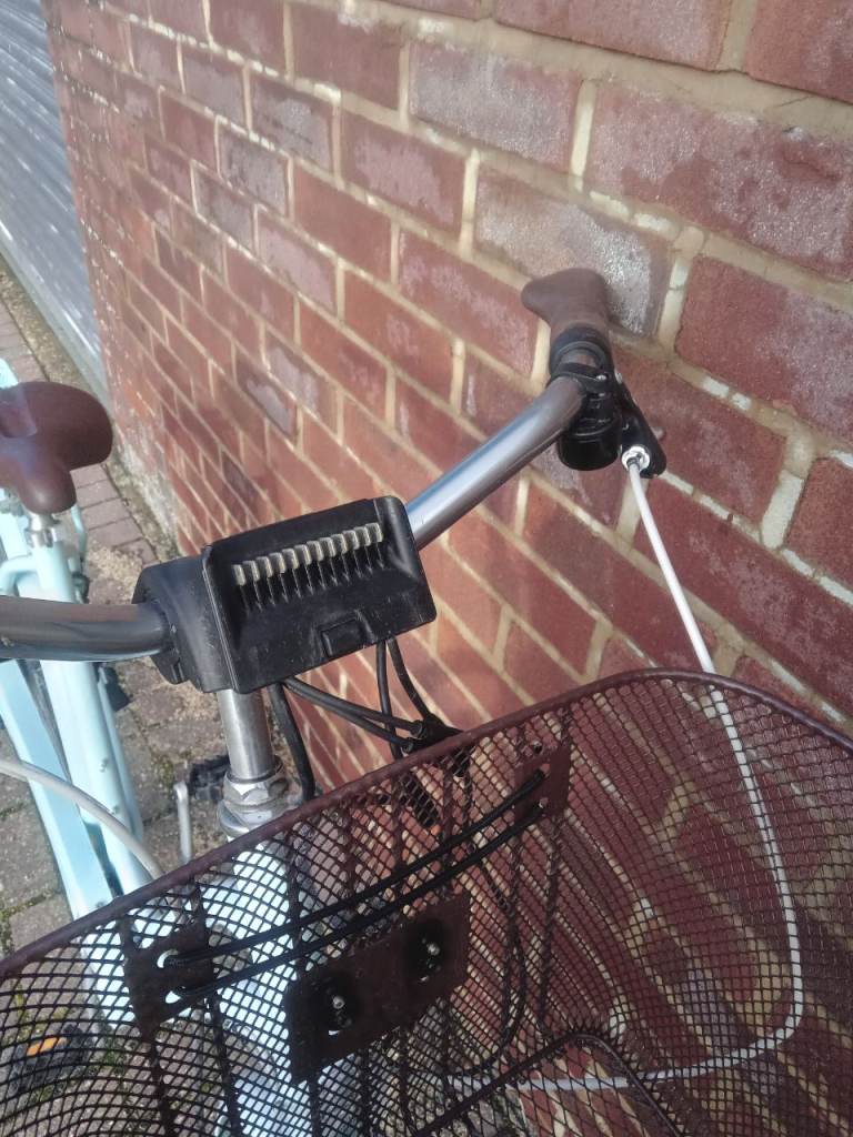 Btwin Dutch style ebike with swytch kit without battery 