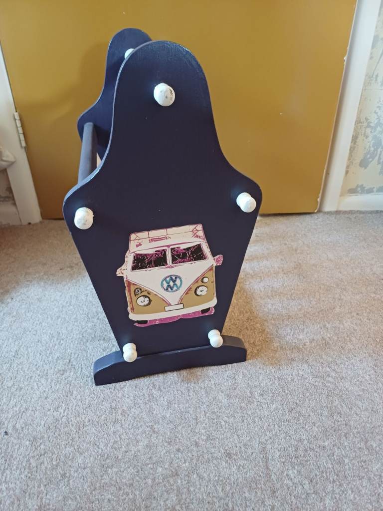 Magazine rack