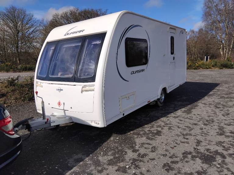 2013 Lunar Quasar 462 2 Berth Lightweight Caravan