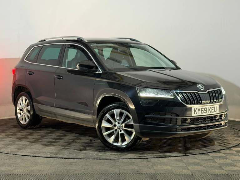 2019 69 SKODA KAROQ SE L TDI SCR 2.0 DIESEL 5 DOOR SUV 1 PREVIOUS OWNER EURO 6