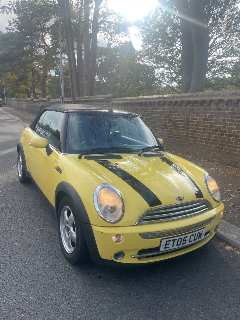 Mini, CONVERTIBLE, Convertible, 2005, Manual, 1598 (cc), 2 doors