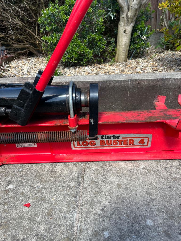 Manual hydraulic log splitter 