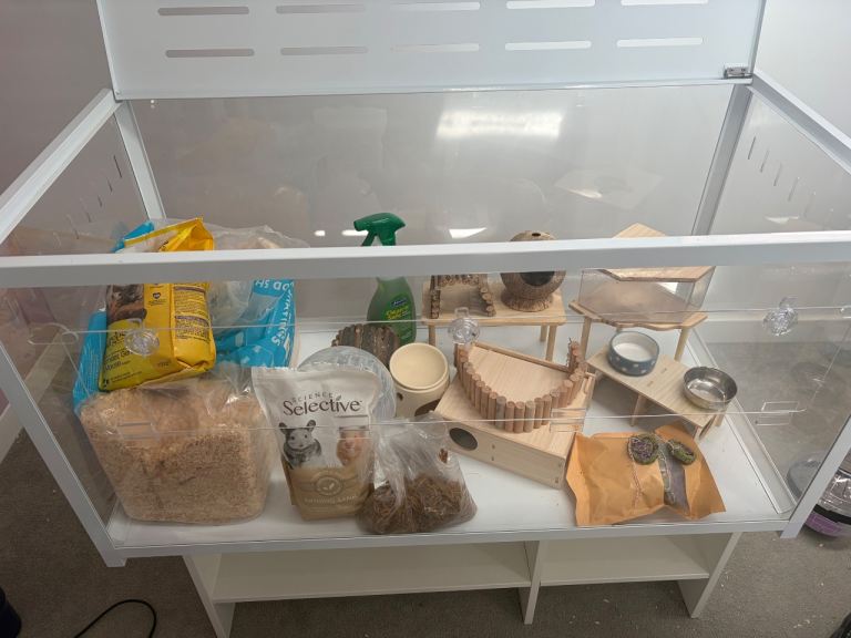 Bucatstate Hamster cage and accessories 