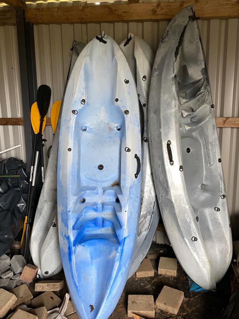 Kayak & paddles