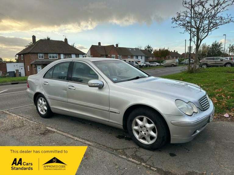 2003 Mercedes-Benz C Class C180K Elegance SE 4dr Auto SALOON PETROL Automatic