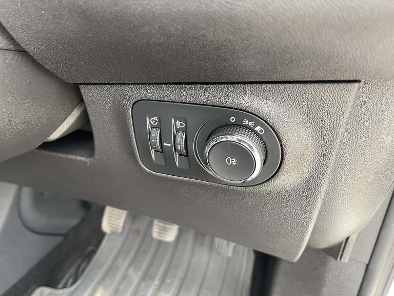 2018 Vauxhall Corsa 1.3 CDTi 16V 95ps ecoTEC Van [Start/Stop] CAR DERIVED VAN DIESEL Manual