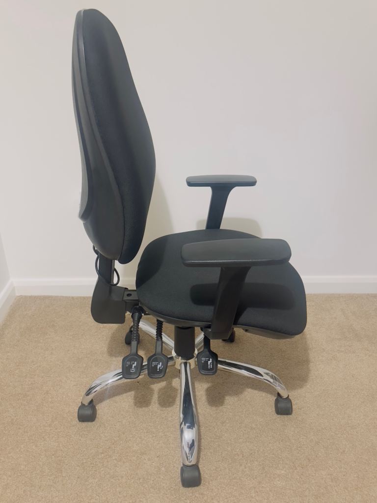 Managers Chair High-Back Black