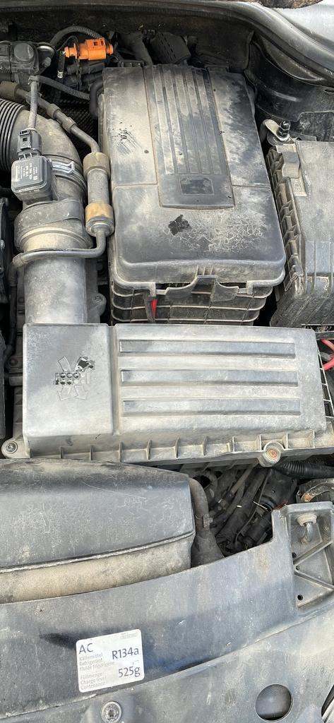 1.6 tdi airbox Leon golf a3 Passat Skoda 