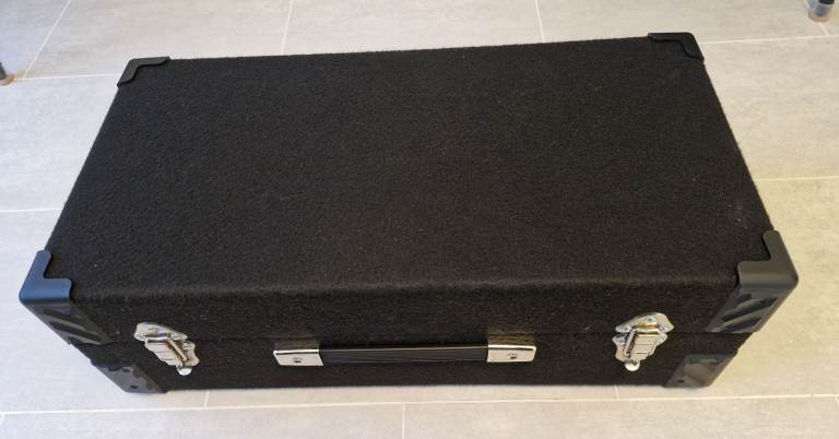 7" singles vinyl record DJ carry case / storage box - holds 300