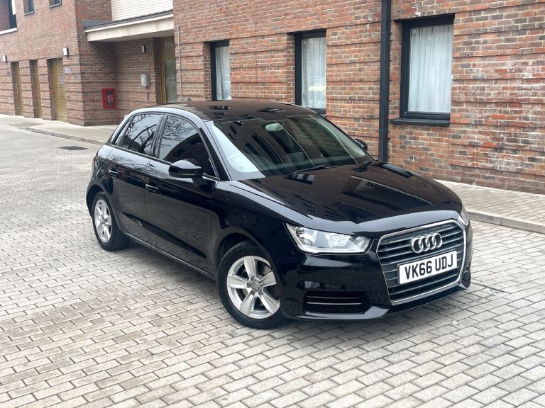 Audi, A1, Hatchback, 2016, Semi-Auto, 1598 (cc), 5 doors