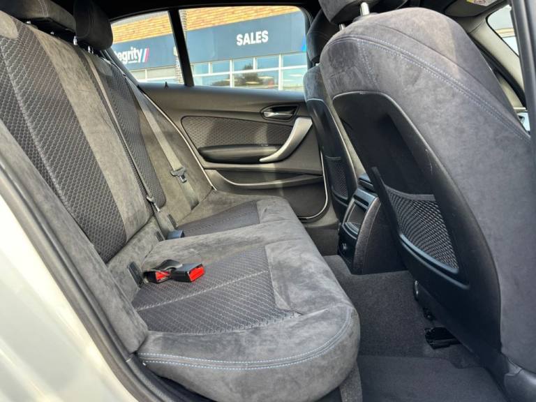 2015 BMW 1 Series 118i [1.5] M Sport 5dr Step Auto HATCHBACK PETROL Automatic