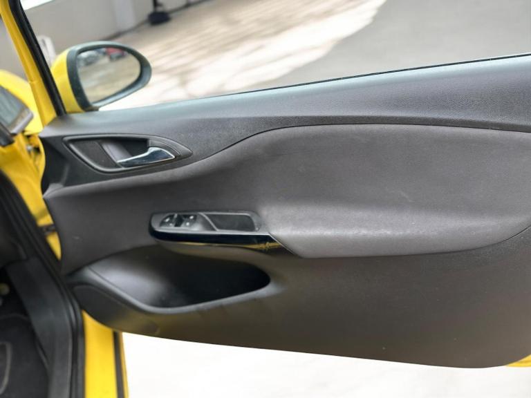 2015 Vauxhall Corsa 1.2i Design Euro 6 3dr HATCHBACK Petrol Manual