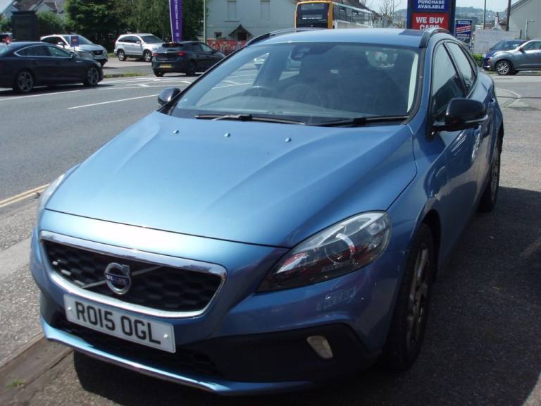 2015 15 VOLVO V40 CROSS COUNTRY 2.0 D2 LUX NAV HATCHBACK 5DR DIESEL AUTO EURO 6 
