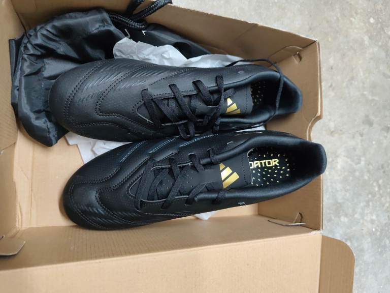 Adidas Predator Club