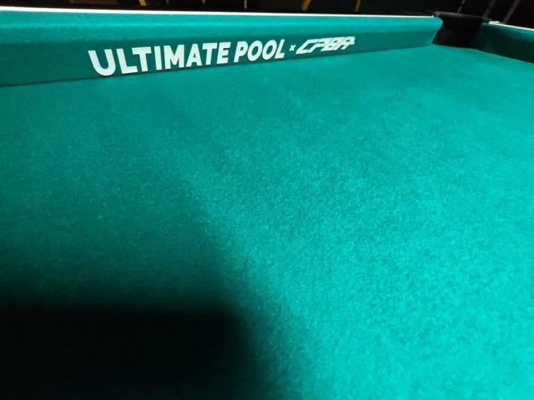Pool Table Re-covering ✂️🟦🟩🟥🟪⬛