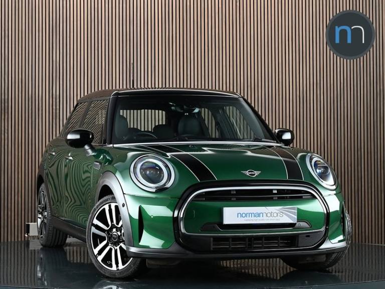 2021 MINI Hatch 1.5 Cooper Exclusive Hatchback 5dr Petrol Steptronic Euro 6 (s/s) (136 ps) Hatchb...