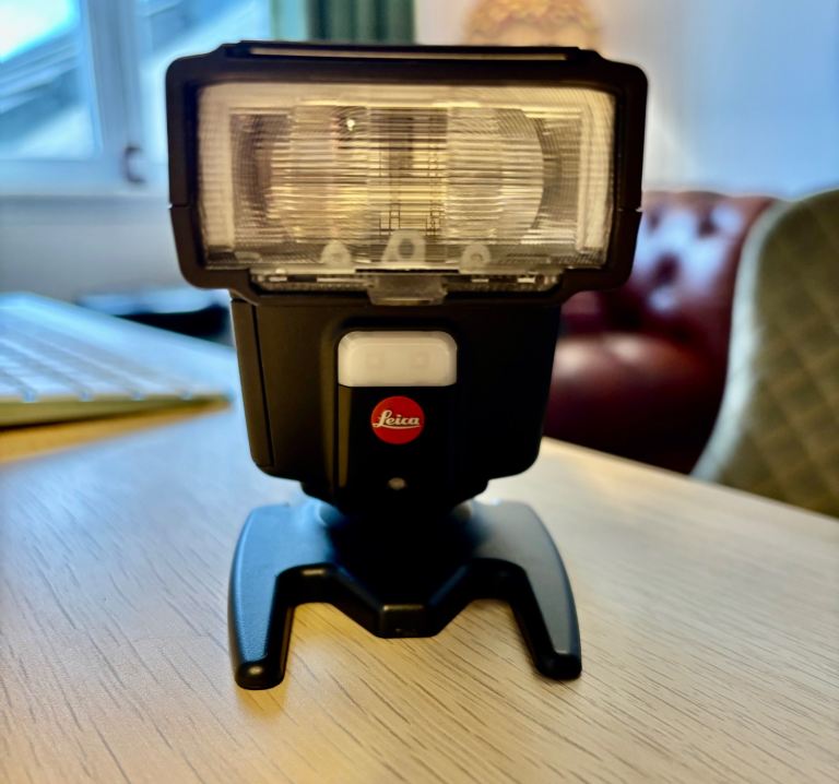 Leica SF40 Flash (boxed)