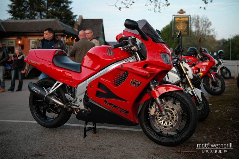 Stunning Honda VFR750