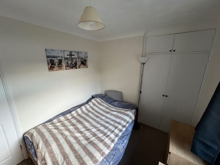 Small double room for rent in Mildenhall 