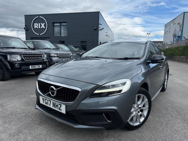 2017 Volvo V40 Cross Country 1.5 T3 Pro Hatchback 5dr Petrol Auto Euro 6 (s/s) (152 ps) Hatchback...