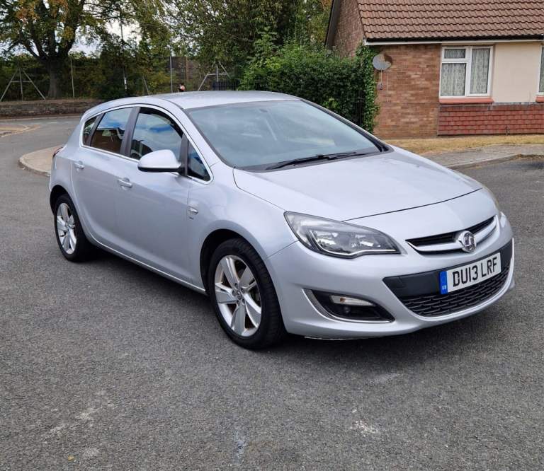 VAUXHALL, ASTRA, SRI Hatchback, 2013, Manual, 1398 (cc), 5 doors
