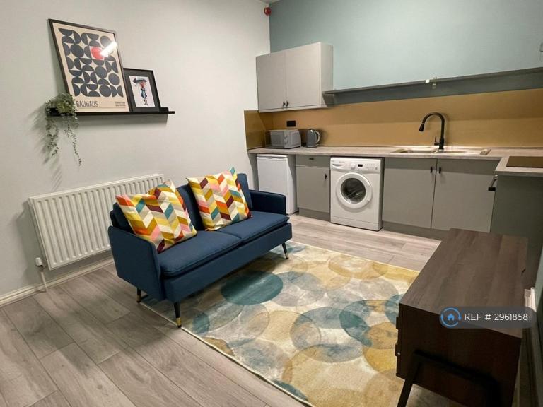1 bedroom flat in Kedleston Road, Derby, DE22 (1 bed) (#2961858)
