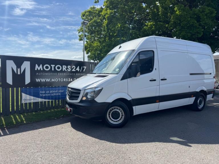 Mercedes-Benz Sprinter 3.5t Van Diesel