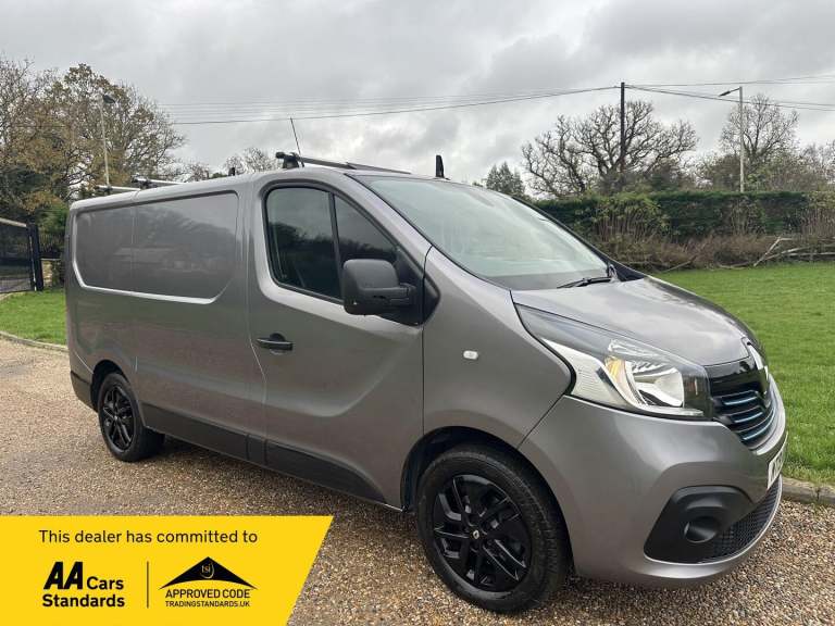 2019 Renault Trafic 1.6 dCi 27 Sport Nav SWB Standard Roof Euro 6 5dr PANEL VAN Diesel Manual