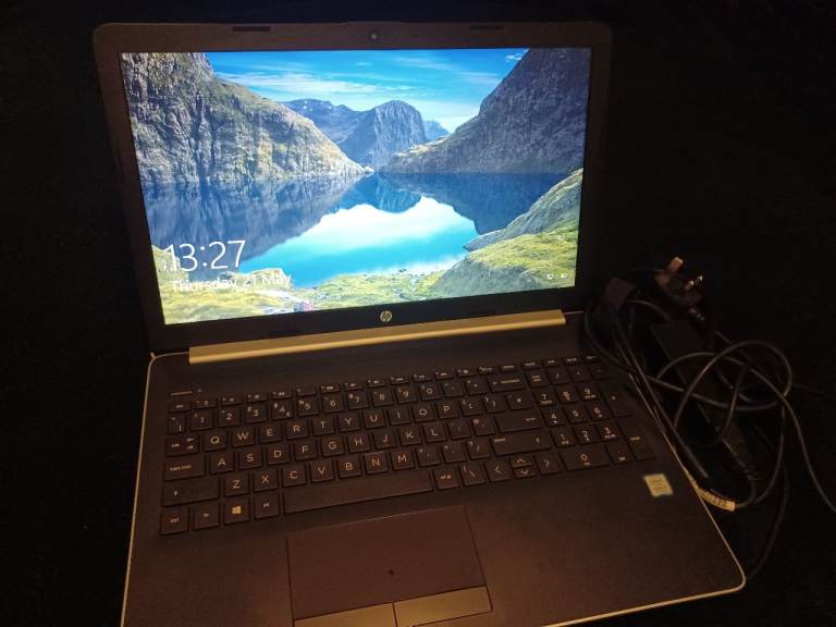 HP Laptop - Intel Core i3, 4GB RAM fully working