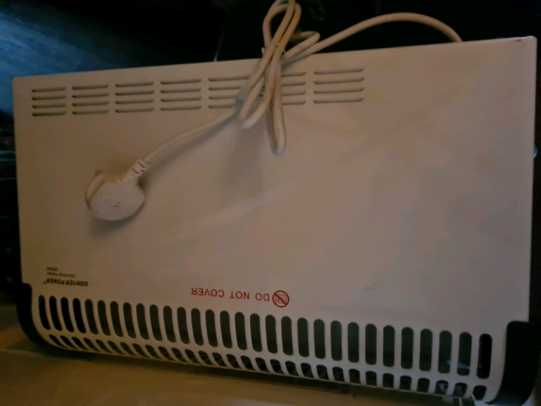 Electric free standing  convector heater new 