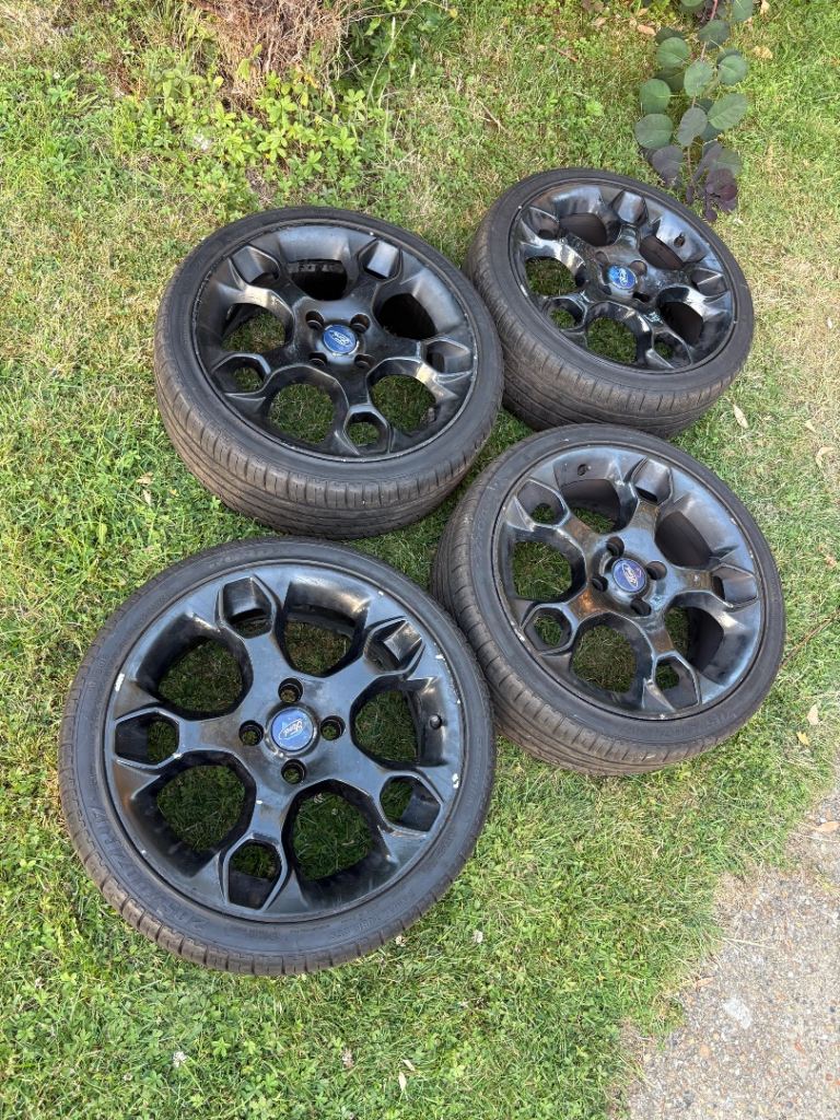 17” 4x108 Ford Fiesta Snowflake Alloy Wheels Black Alloys With Tyres 