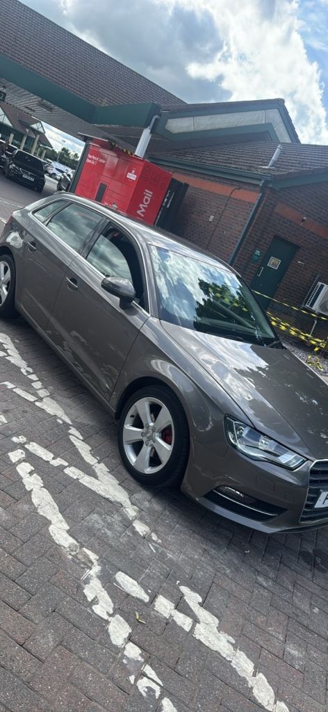 Audi, A3, Hatchback, 2015, Manual, 1598 (cc), 5 doors