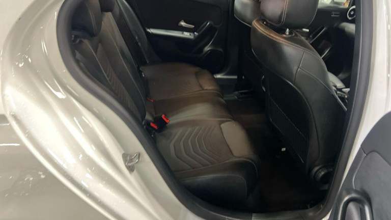 2021 Mercedes-Benz A-Class 2.0 A180d SE Hatchback 5dr Diesel Manual Euro 6 (s/s) (116 ps) HATCHBA...