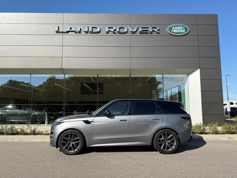 2024 Land Rover Range Rover Sport 3.0 D300 Dynamic SE 5dr Auto ESTATE DIESEL Automatic