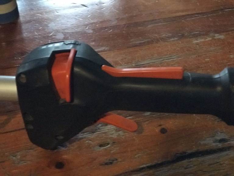 Stihl KMA 130R Kombi Unit ( Body Only) -SPARES AND REPAIRS  - Reasonable offers considered