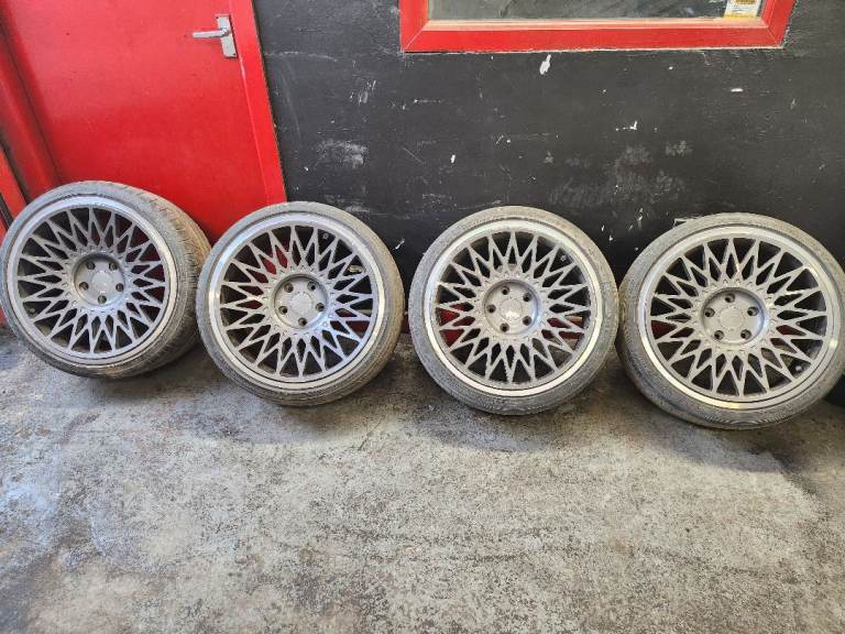 19 INCH ISPIRI CSR ALLOY WHEELS IN CARBON GREY