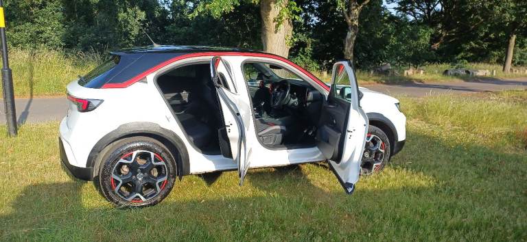 VAUXHALL MOKKA GS 1.2 TURBO 100BHP 55K FSH NAV REV CAMERAS HEATED SEATS&STEERING CRUISE LANE ASSIST
