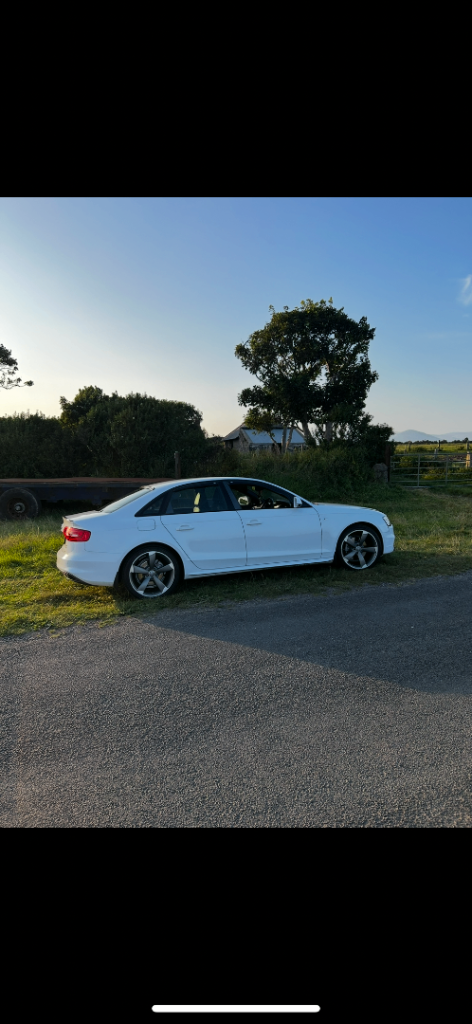 Audi, A4, Saloon, 2013, Manual, 1968 (cc), 4 doors