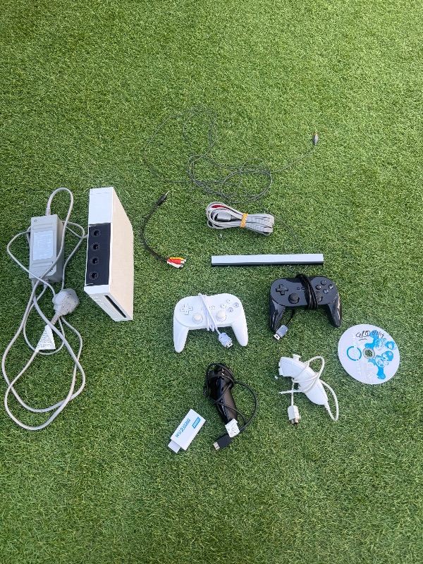 Nintendo Wii Console Bundle with Controllers and Wii2HDMI
