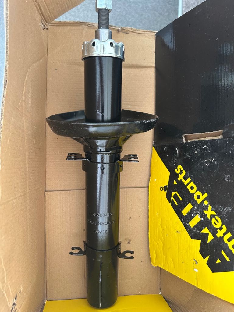 Vw Golf mk4/VAG Front strut 